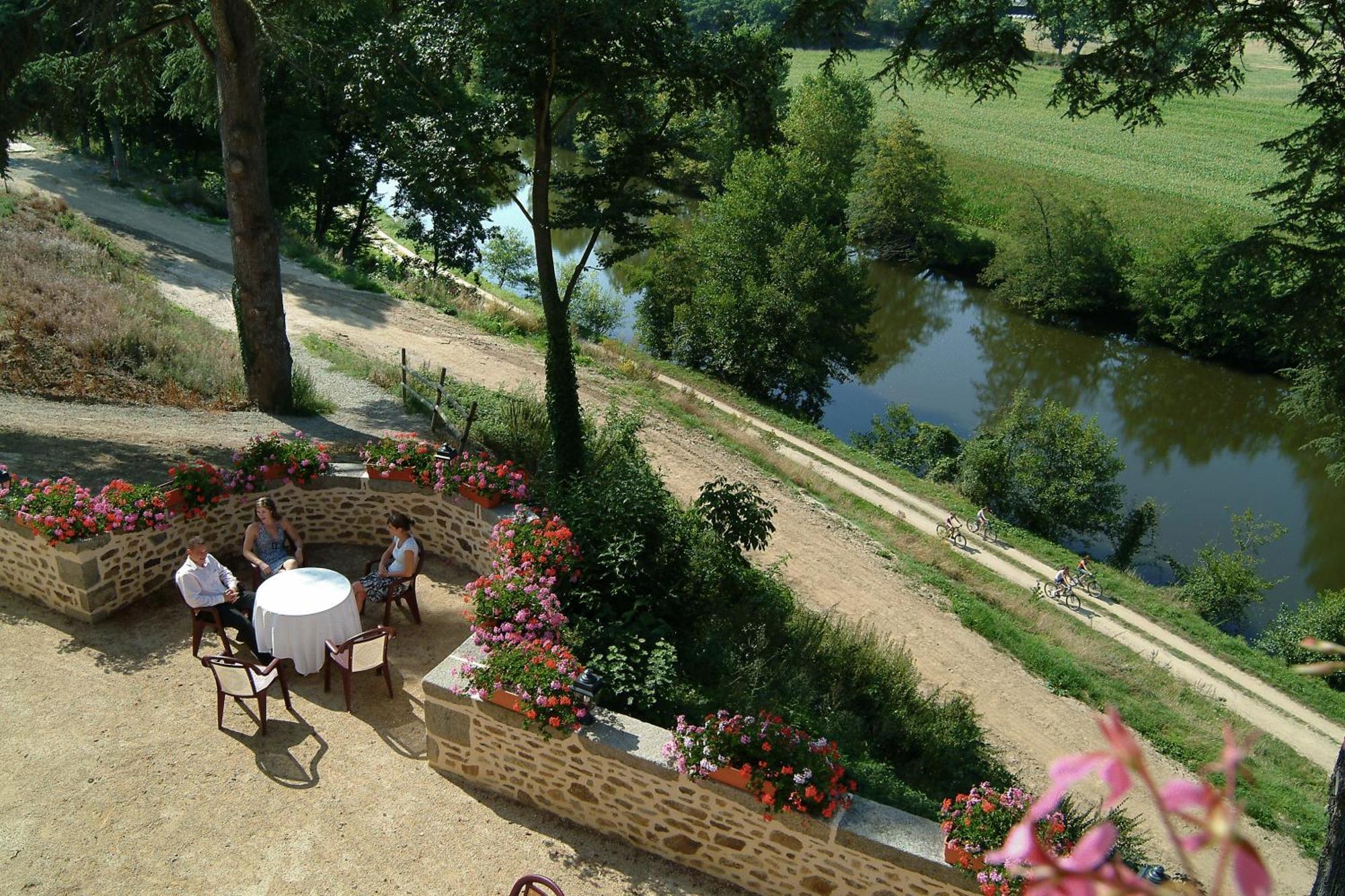 Logis La Marjolaine Hotel Moulay Kültér fotó